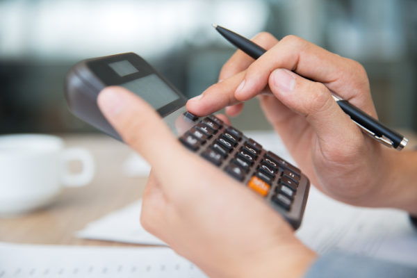 Como determinar a margem de lucro de um restaurante